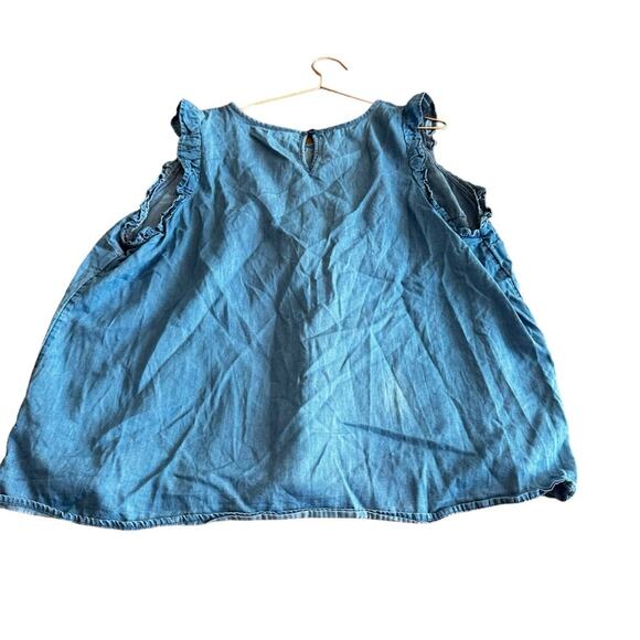 Maurices Denim Chambray Ruffle Sleeve Top - Size 2X - Picture 5 of 5